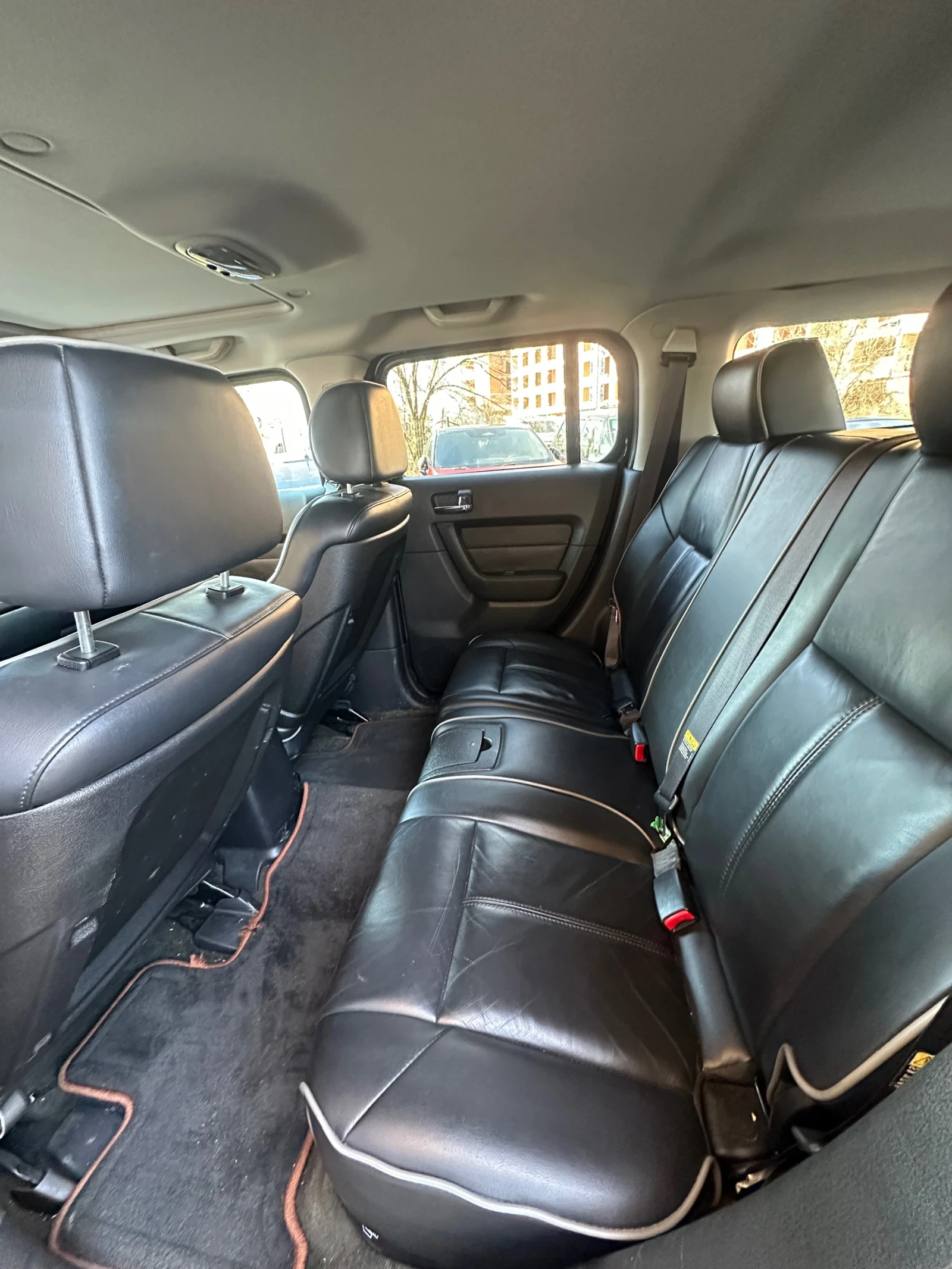 Hummer H3 ПОДГРЕВИ / ШИБИДАХ / КОЖЕН САЛОН / ГАЗ , снимка 13 - Автомобили и джипове - 54635923