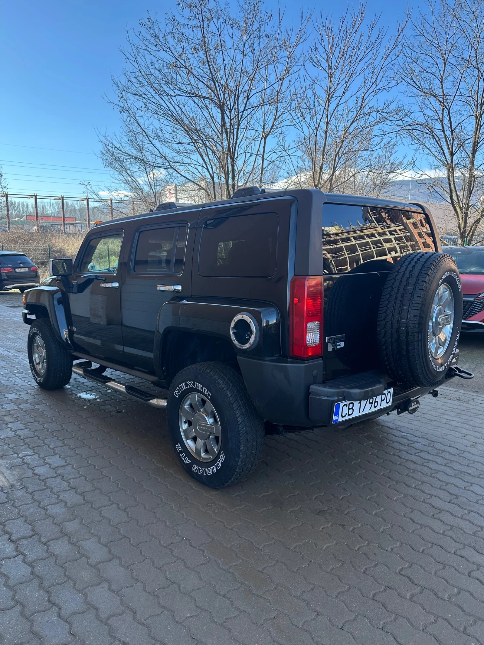 Hummer H3 ПОДГРЕВИ / ШИБИДАХ / КОЖЕН САЛОН / ГАЗ , снимка 4 - Автомобили и джипове - 54635923