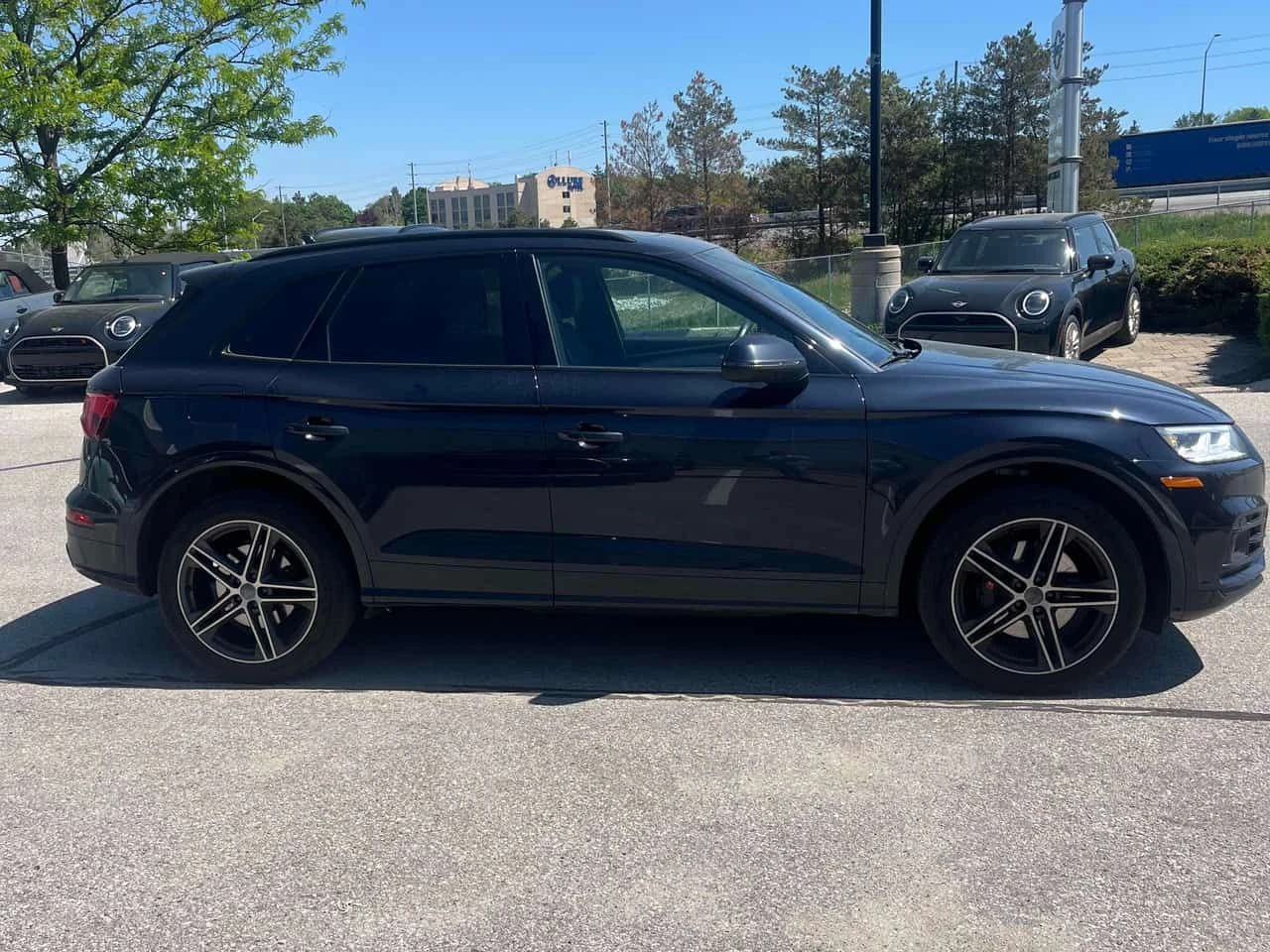 Audi SQ5 Technik * БЕЗ ЗАБЕЛЕЖКИ * ГЛАВНО ПРЕДСТАВИТЕЛСТВО, снимка 4 - Автомобили и джипове - 54827111