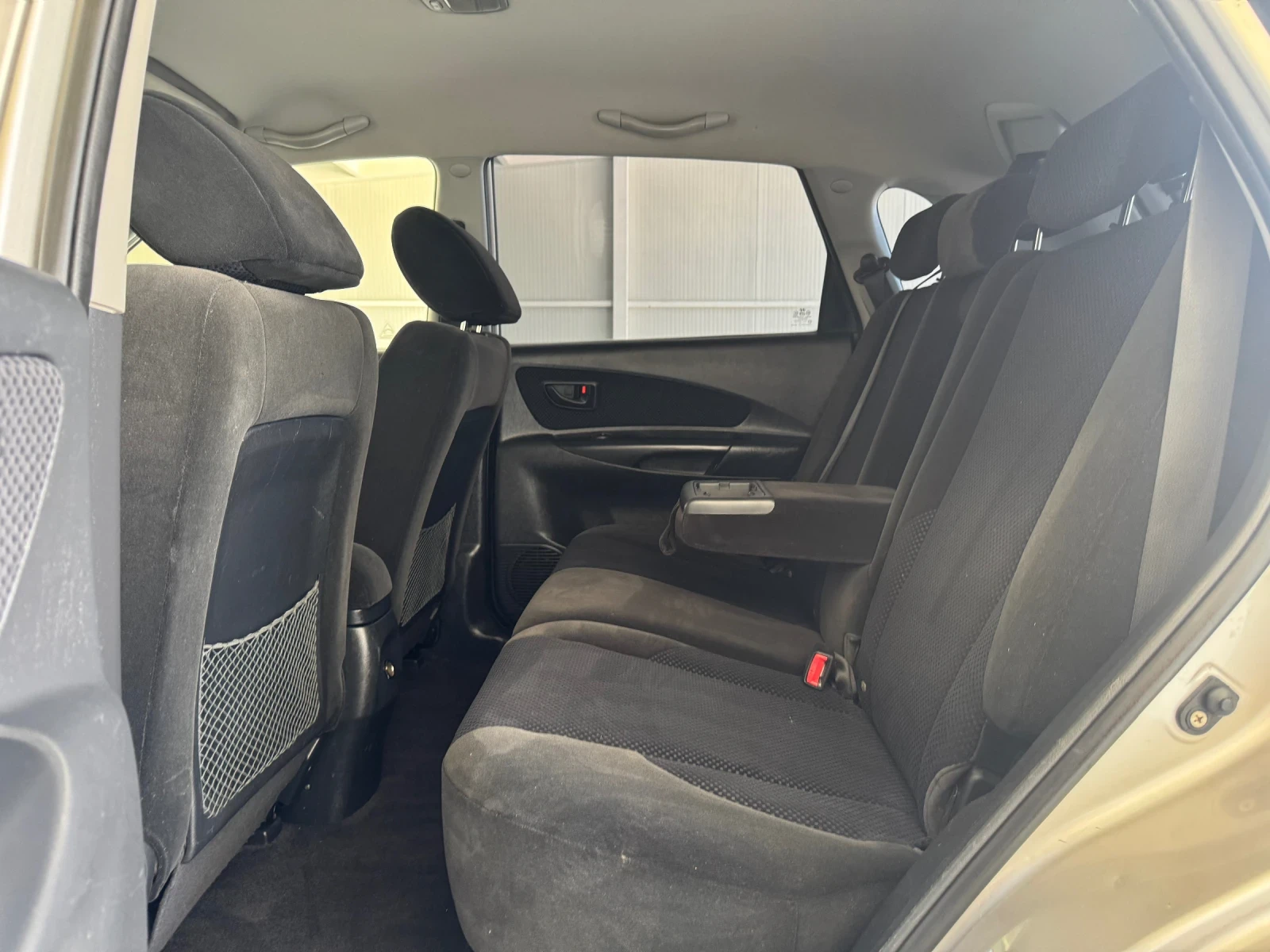 Hyundai Tucson BENZIN-GAS-KAMERA, снимка 13 - Автомобили и джипове - 56343871