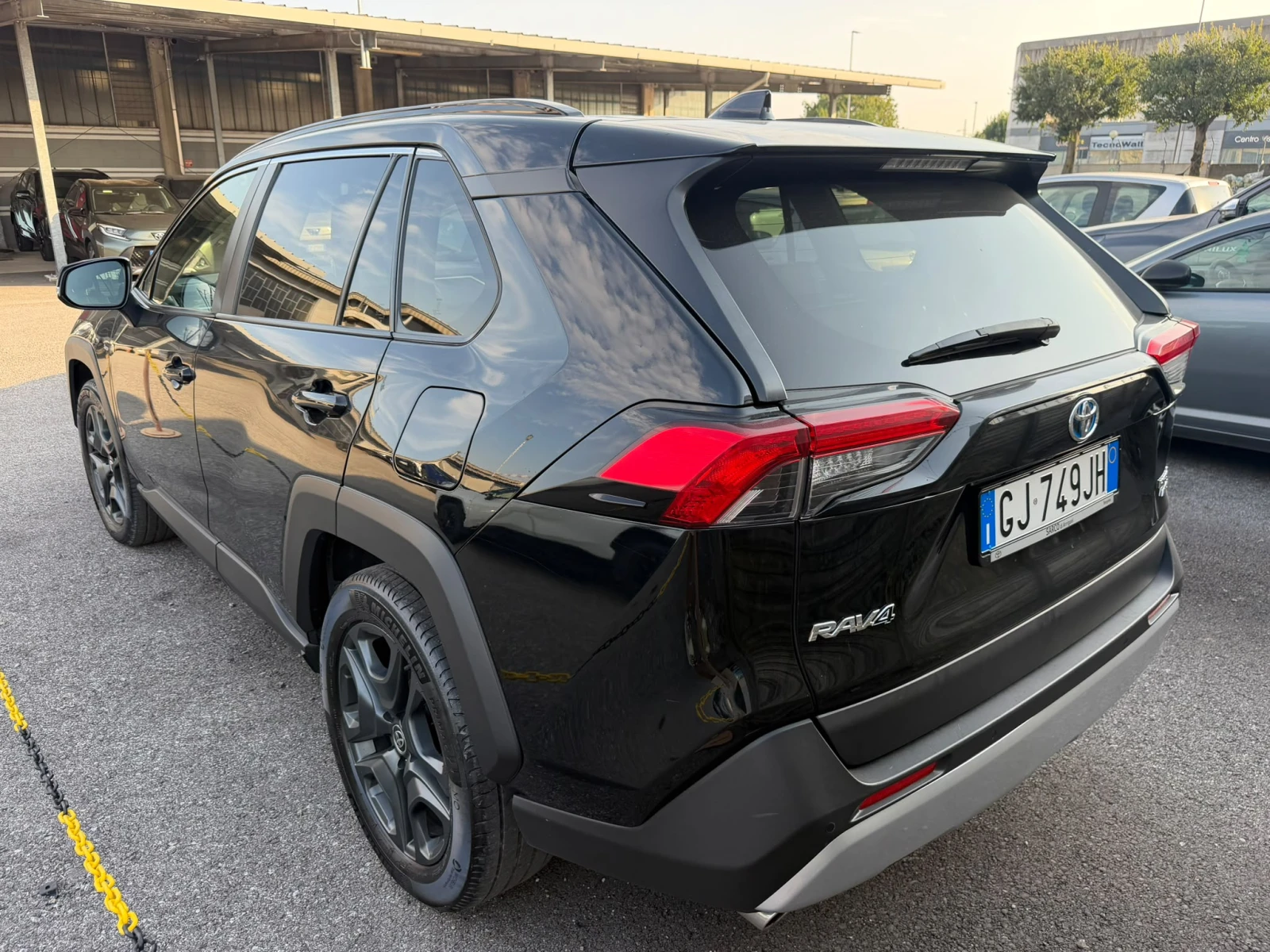 Toyota Rav4 2.5HYBRID ADVENTURE, FACELIFT, FULL LED, JBL, TOP! | Mobile.bg � ����������� 2