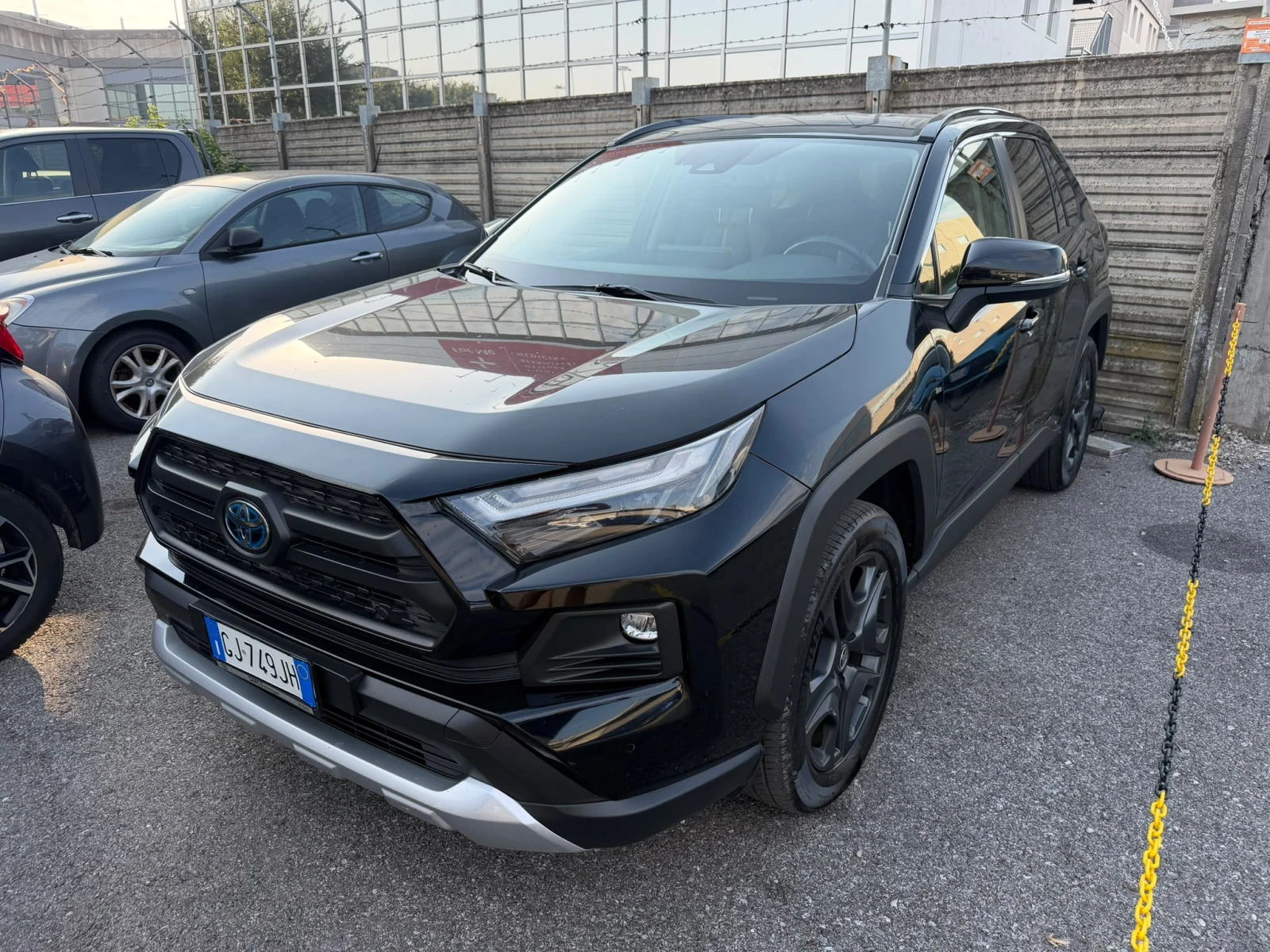 Toyota Rav4 2.5HYBRID ADVENTURE, FACELIFT, FULL LED, JBL, TOP!