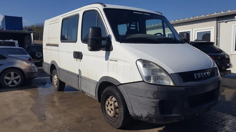 Iveco Daily 2.3HPI, снимка 1 - Бусове и автобуси - 36555600