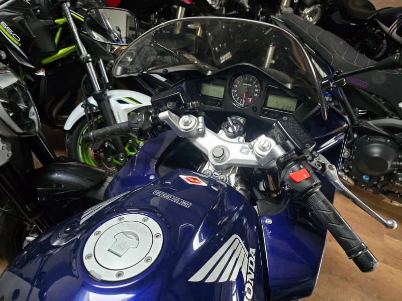 Honda Vfr 800 V-tec CBS, снимка 4 - Мотоциклети и мототехника - 52313923