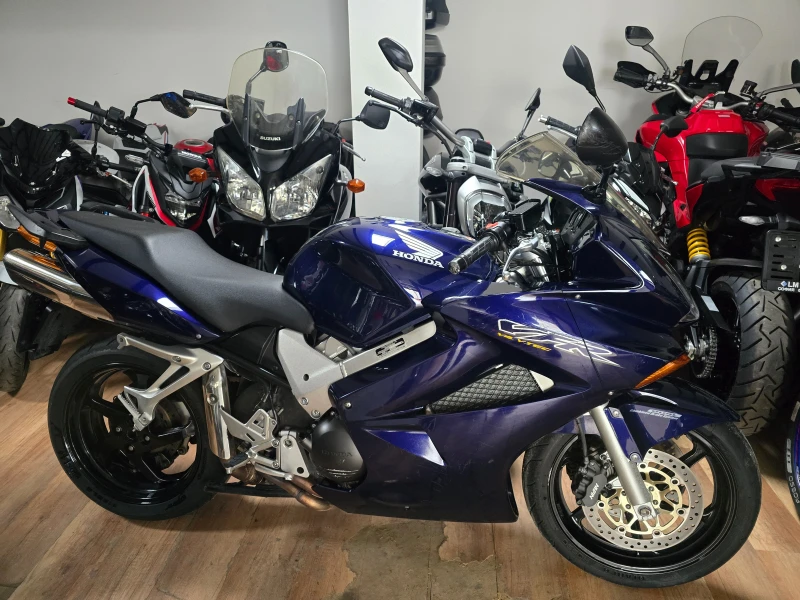 Honda Vfr 800 V-tec CBS, снимка 6 - Мотоциклети и мототехника - 52313923