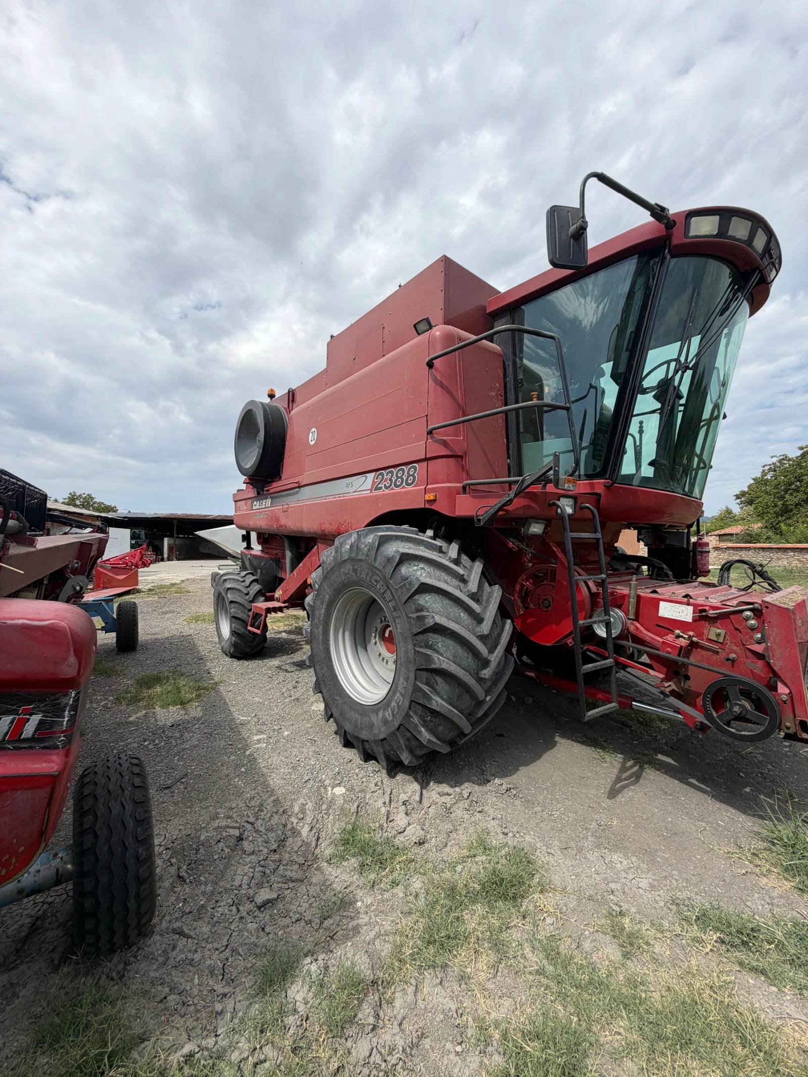 Комбайн CASE IH 2388, снимка 5 - Селскостопанска техника - 55874748
