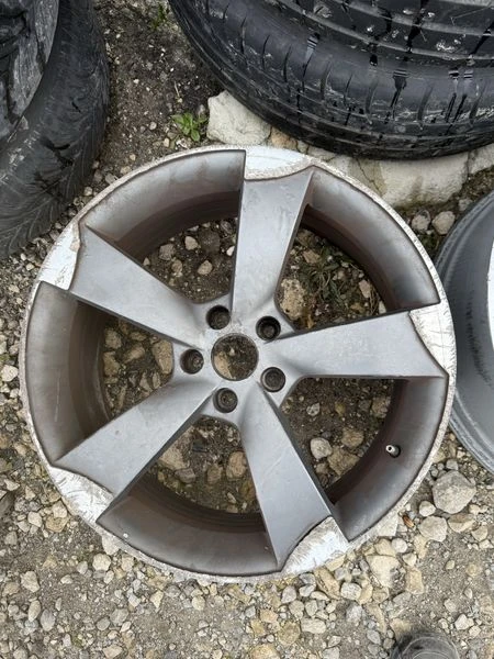1бр Джанта 19'' с драскотини пукнато Rotor Audi 5х112 8,5j et35 брой