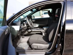 Hyundai Ioniq 6 RWD 53kWh Techniq DIST Matrix HUD Winter Pack+ K-L, снимка 6