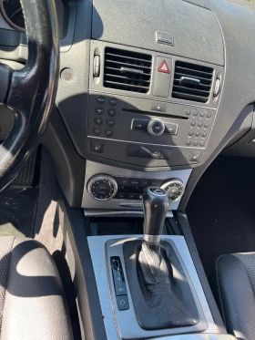 Mercedes-Benz C 220, снимка 13