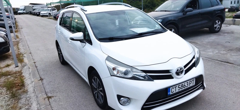 Toyota Verso 1.8 Швейцария , снимка 3 - Автомобили и джипове - 45537804