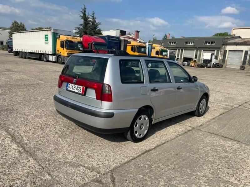 Seat Cordoba 1.4 бензин 75кс, снимка 6 - Автомобили и джипове - 47427089