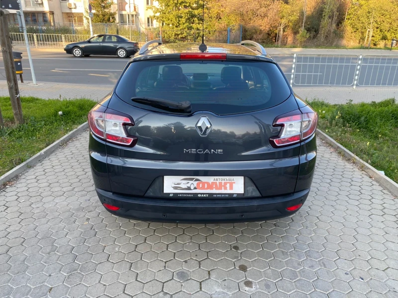 Renault Megane 1.5dCi/NAVI/РЕАЛНИ КМ ! ! ! , снимка 5 - Автомобили и джипове - 47829345