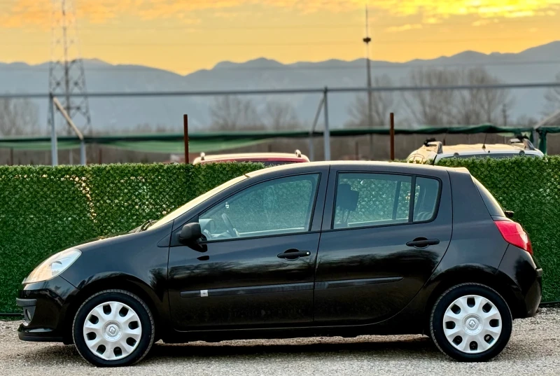 Renault Clio 1.2i LPG ИТАЛИЯ, снимка 4 - Автомобили и джипове - 48984886