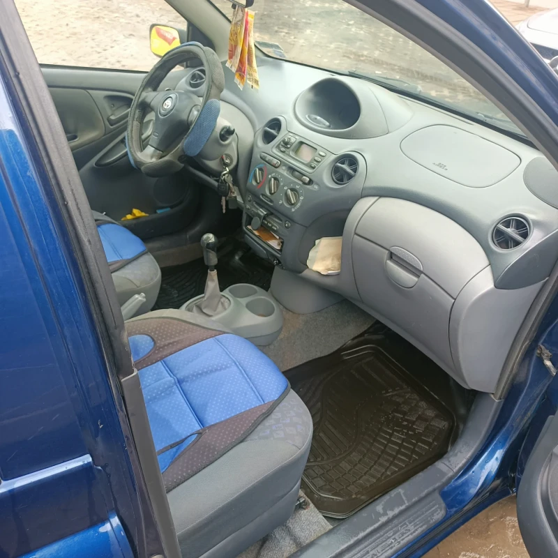 Toyota Yaris 1.0 68к.с LPG, снимка 5 - Автомобили и джипове - 49162807