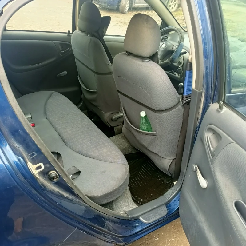 Toyota Yaris 1.0 68к.с LPG, снимка 6 - Автомобили и джипове - 49162807