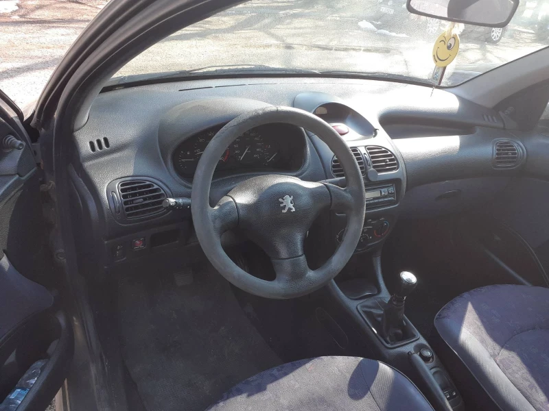 Peugeot 206, снимка 5 - Автомобили и джипове - 49257929