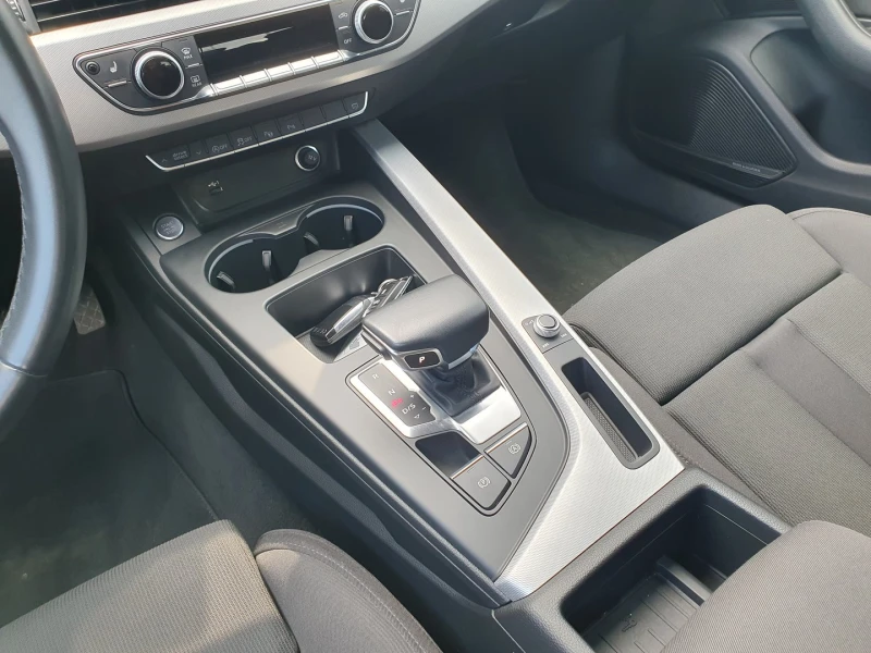 Audi A5 S line 40 TDI quattro, снимка 17 - Автомобили и джипове - 50279560