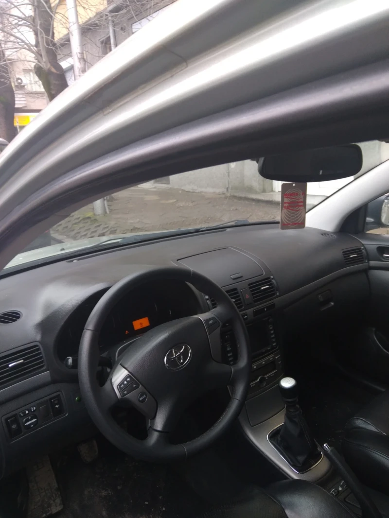 Toyota Avensis D4D, снимка 5 - Автомобили и джипове - 52519258