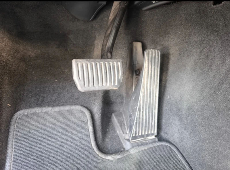 Volvo V60 D4, снимка 10 - Автомобили и джипове - 52257210