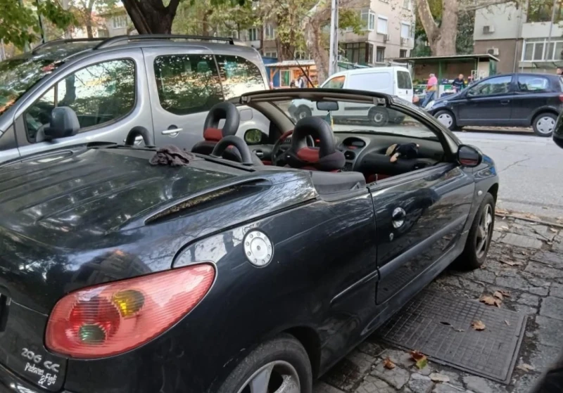 Peugeot 206 CC, снимка 7 - Автомобили и джипове - 52337044