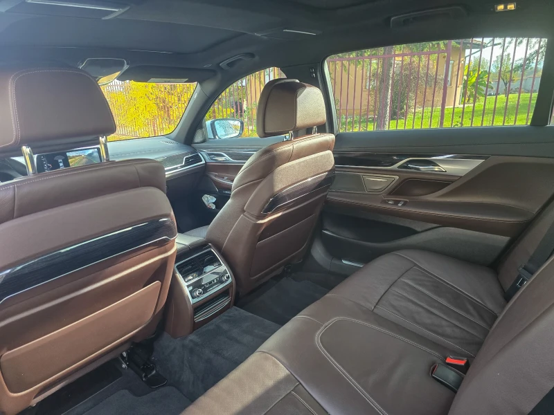 BMW 740 i Long base , снимка 9 - Автомобили и джипове - 52441942