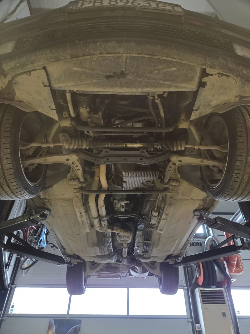 BMW 323 323ti, снимка 13 - Автомобили и джипове - 52958160