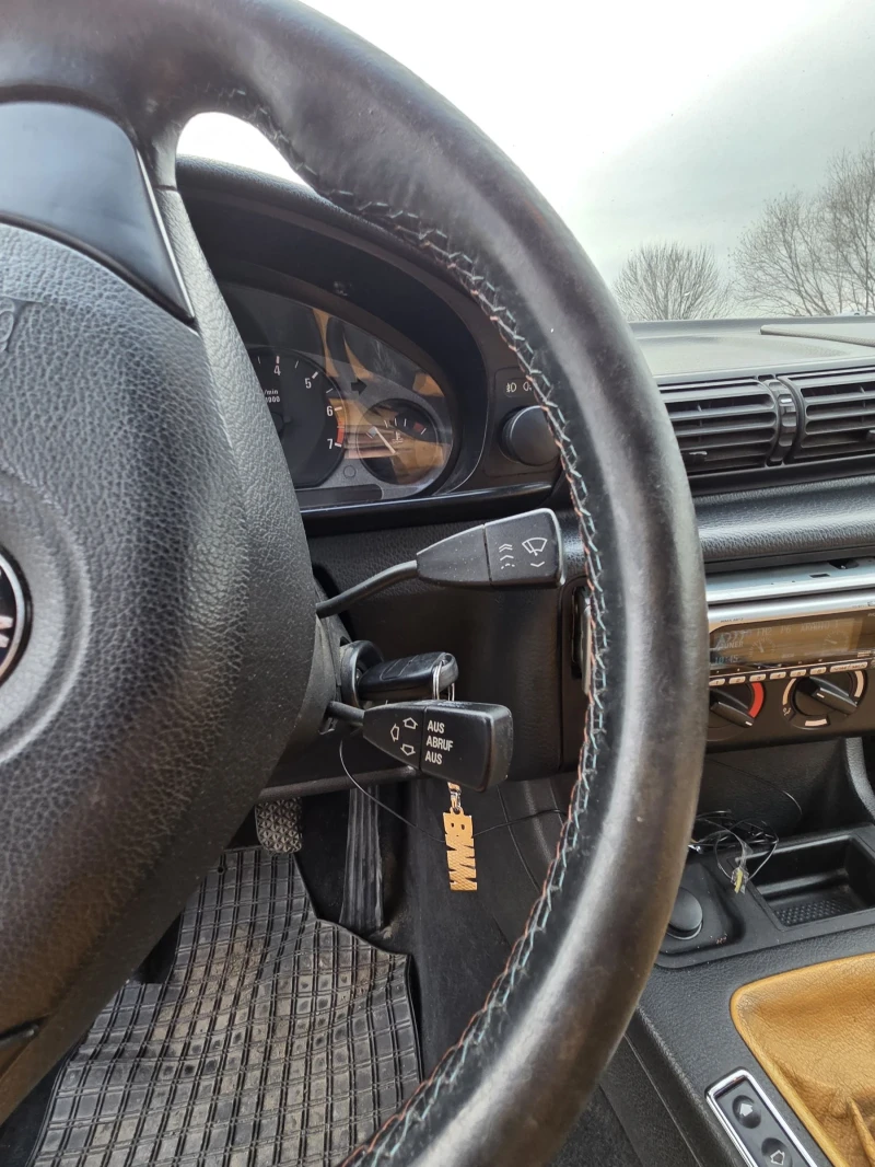 BMW 323 323ti, снимка 7 - Автомобили и джипове - 52958160