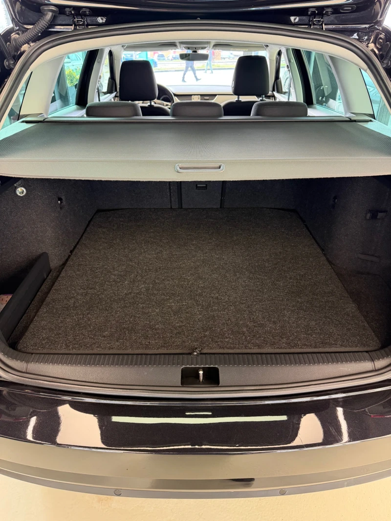 Skoda Octavia Първи собственик! 1.5 G-TEC! Лизинг!, снимка 11 - Автомобили и джипове - 53066209