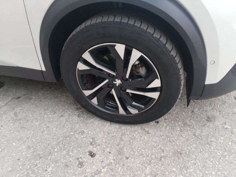 Peugeot 2008 1.5 Blue-HDi GT, снимка 7 - Автомобили и джипове - 53217950