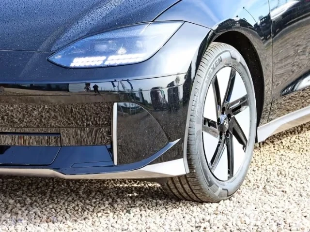 Hyundai Ioniq 6 RWD 53kWh Techniq DIST Matrix HUD Winter Pack+ K-L, снимка 5 - Автомобили и джипове - 54691270
