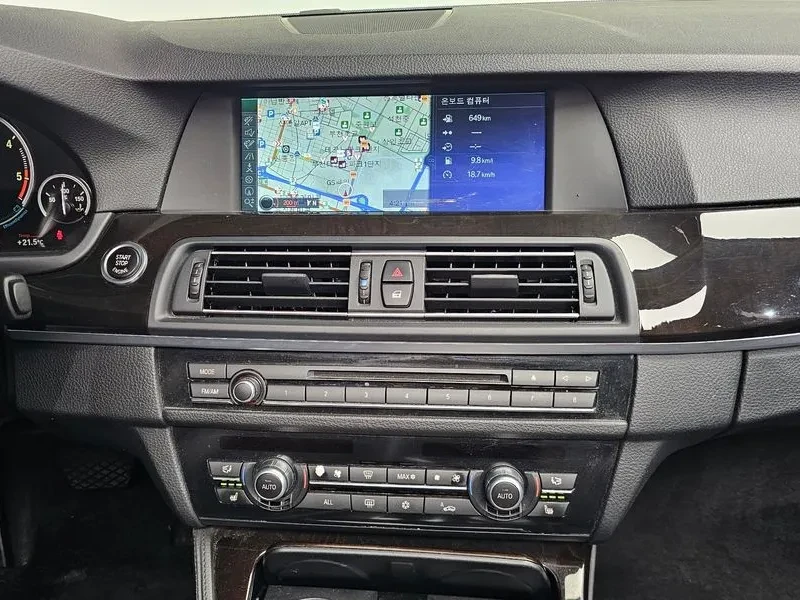 BMW 520 (F10) 520D, снимка 14 - Автомобили и джипове - 54997505