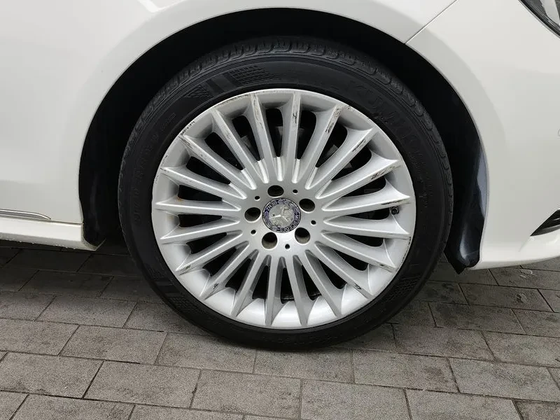 Mercedes-Benz E 300 Elegance - САМО 30% АВАНС, снимка 5 - Автомобили и джипове - 56002488