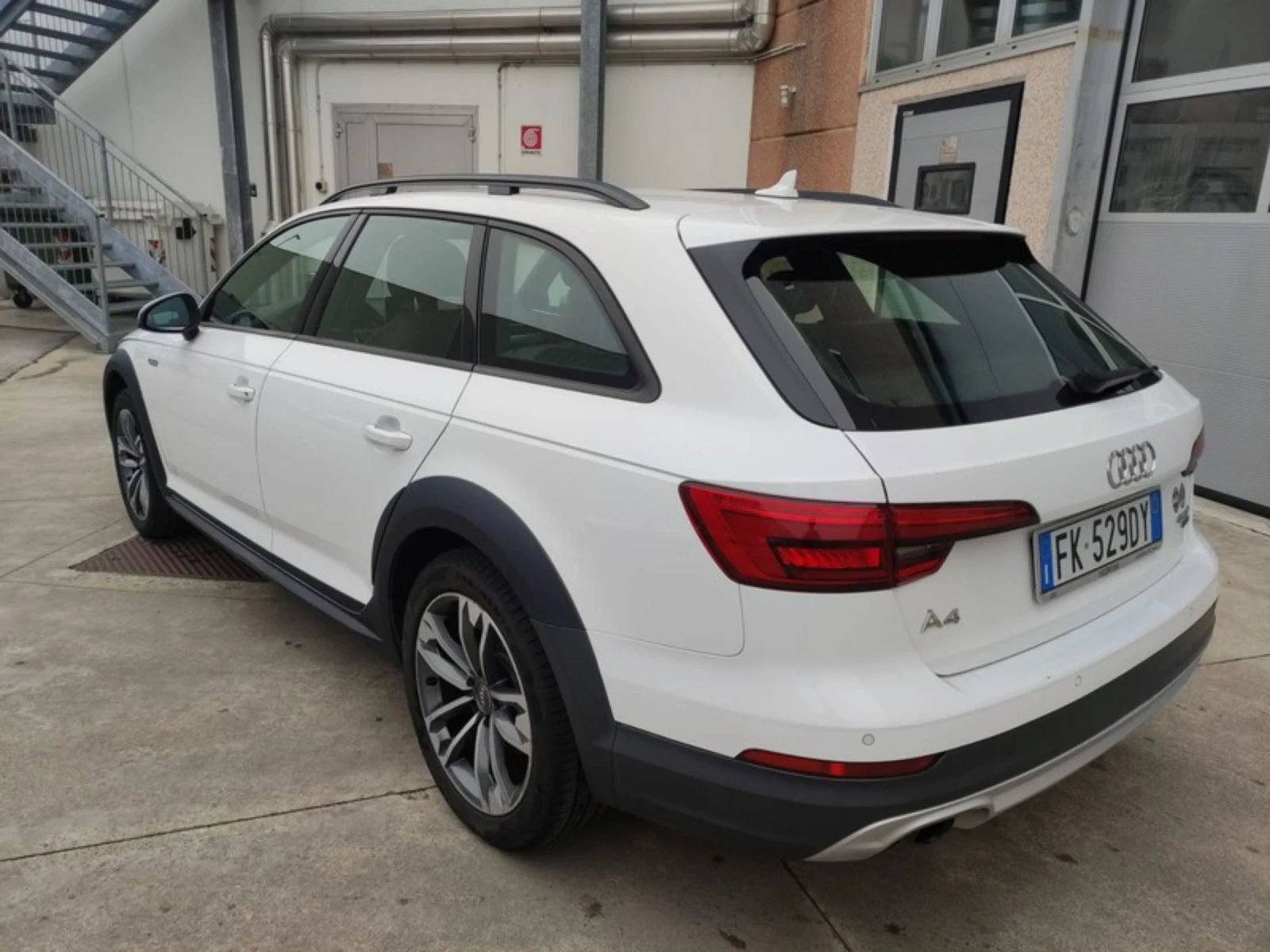 Audi A4 Allroad 2.0TDI EDITION  FULL  ПАНОРАМА 170ХИЛ.100% - изображение 3