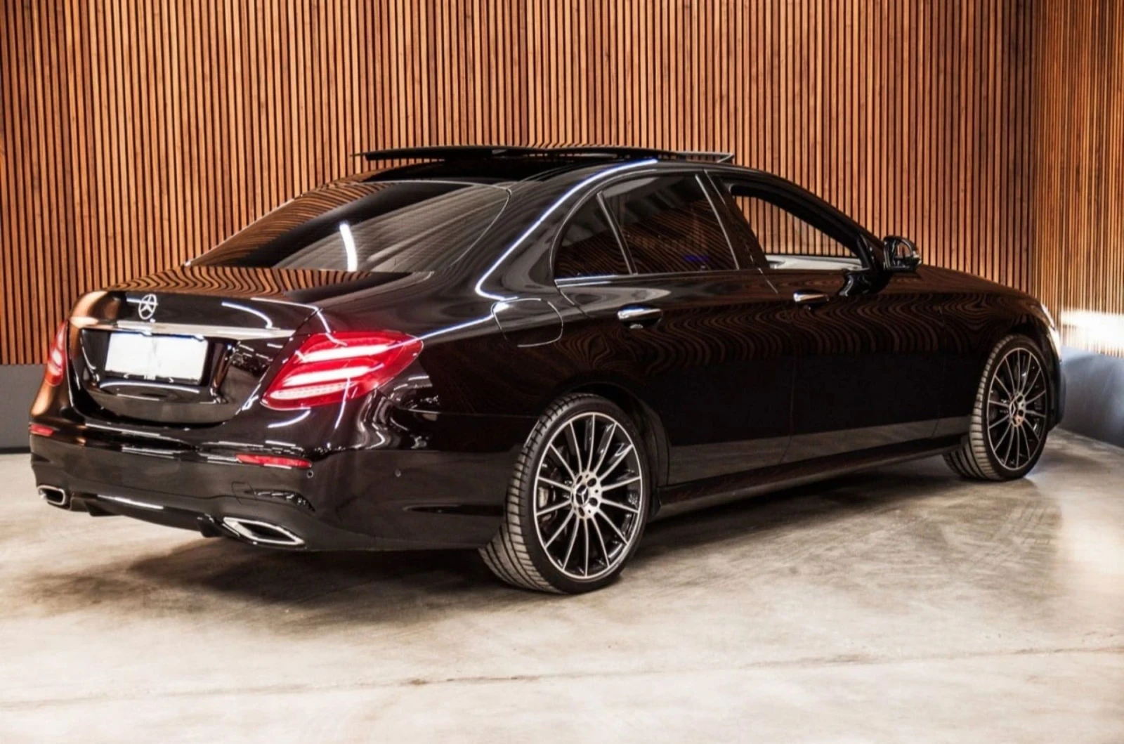 Mercedes-Benz E 350 Очакван Внос Mercedes E350d AMG DESIGNO* CAM360 - изображение 2