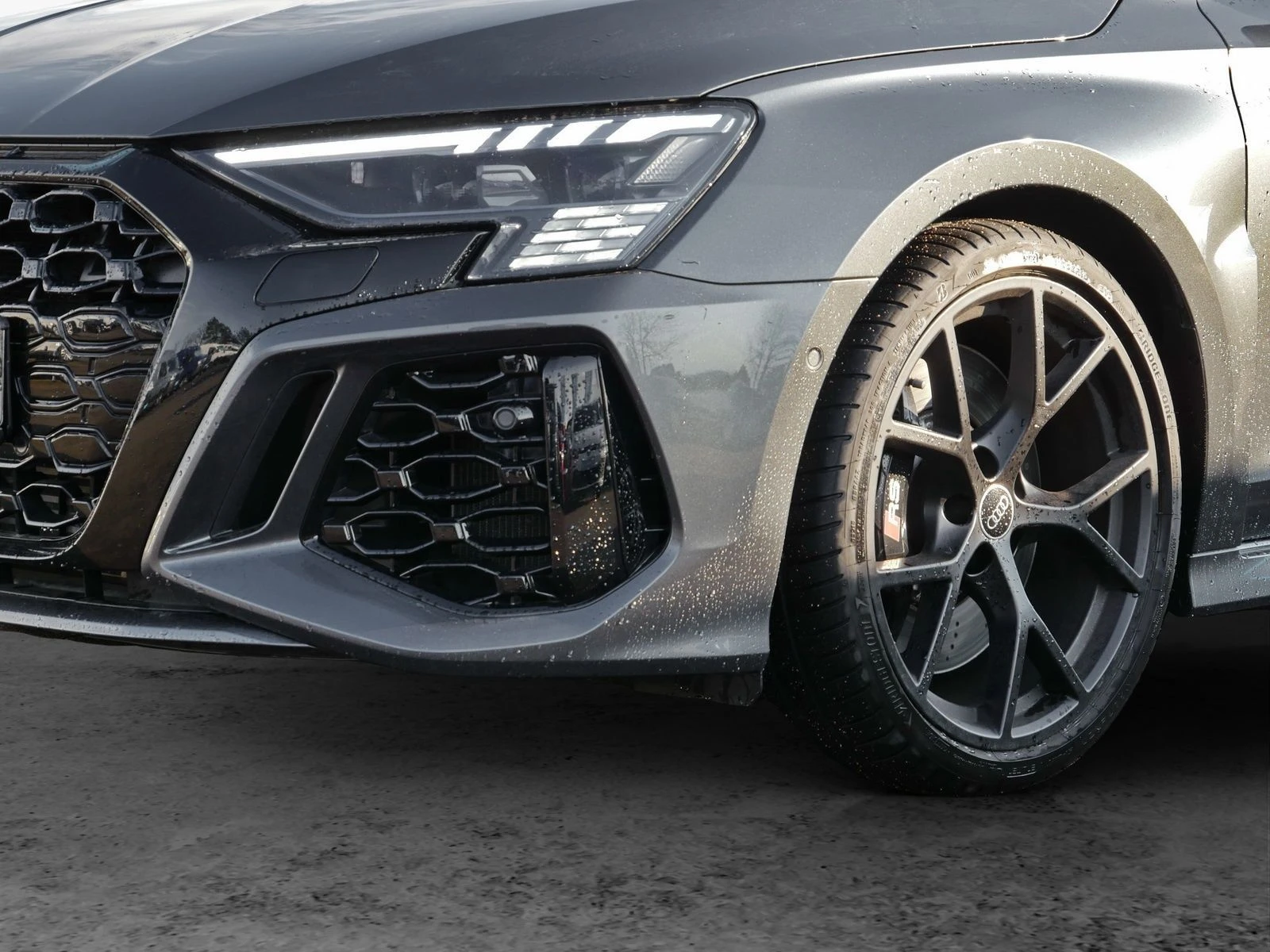 Audi Rs3 SPORTBACK/CARBON/B&O/MATRIX/BLACK OPTIC/19/ - изображение 3