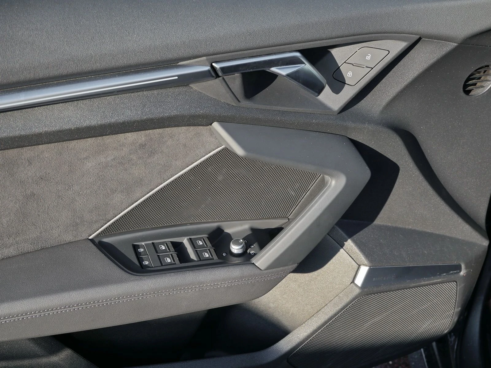 Audi Rs3 SPORTBACK/CARBON/B&O/MATRIX/BLACK OPTIC/19/ - изображение 6