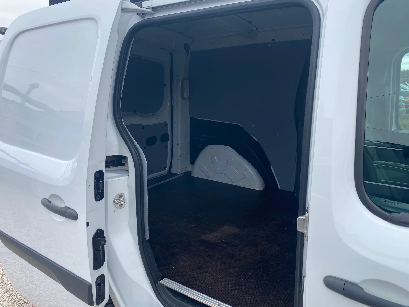 Mercedes-Benz Citan 1.5d, 108CDi, N1 товарен, BlueEfficiency | Mobile.bg — изображение 14