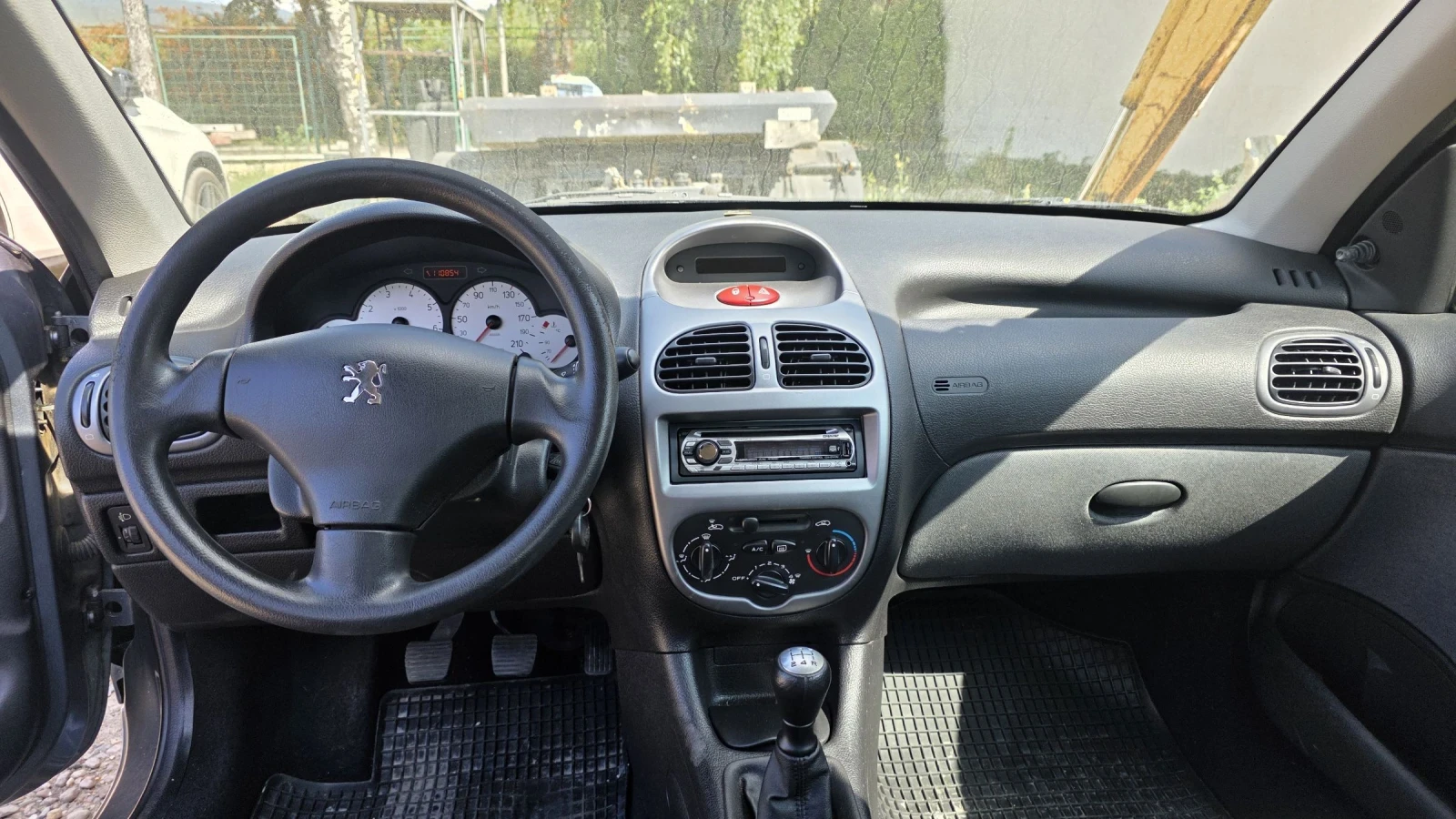Peugeot 206 1, 4 Климатик - изображение 8