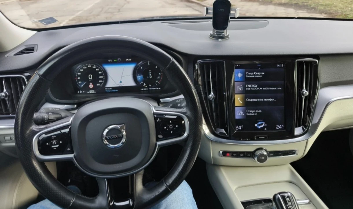 Volvo V60 D4 - изображение 5