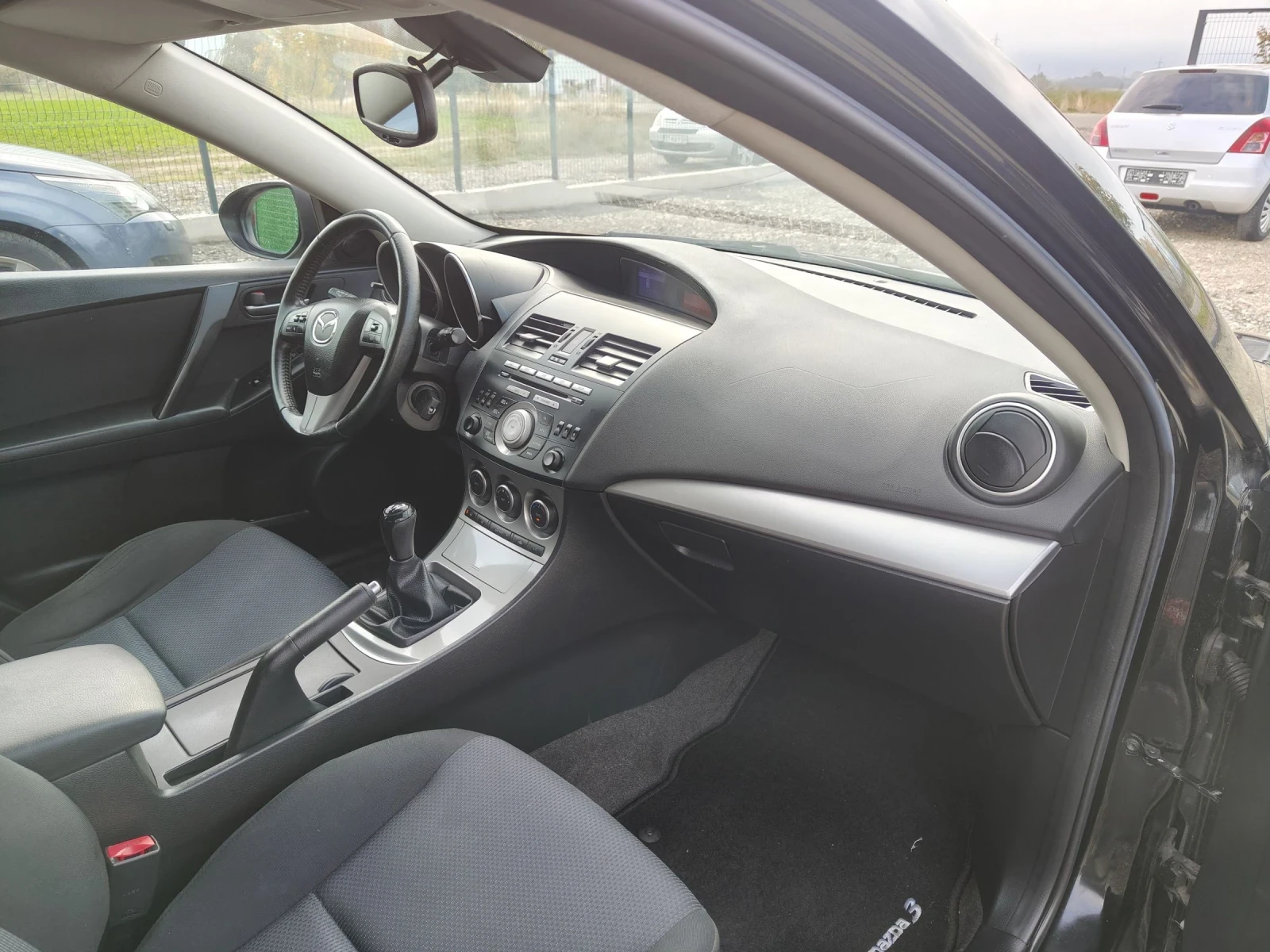 Mazda 3 1.6CD 115 | Mobile.bg   13