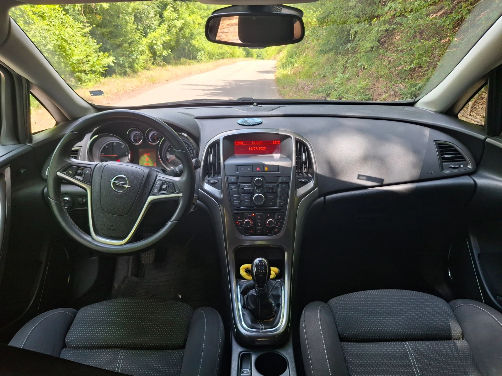 Opel Astra 1.7 CDTI - изображение 6