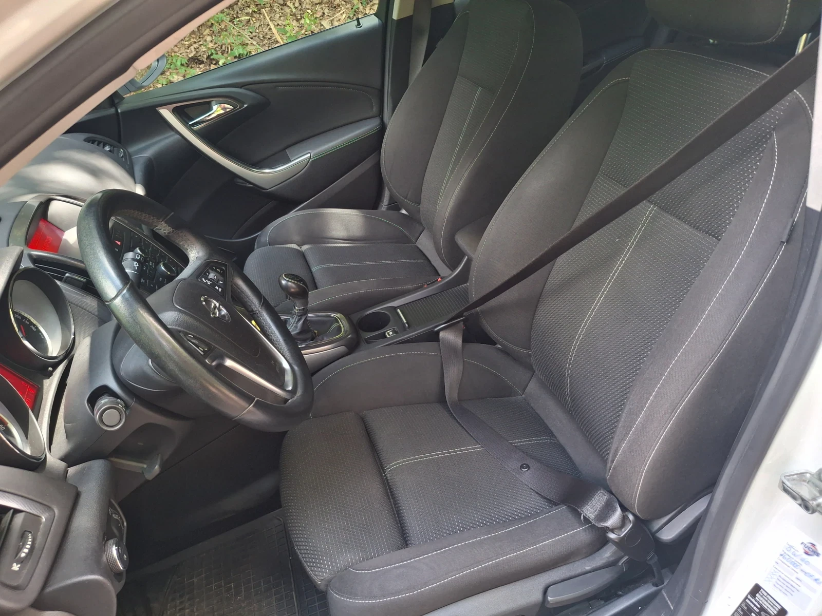 Opel Astra 1.7 CDTI - изображение 9