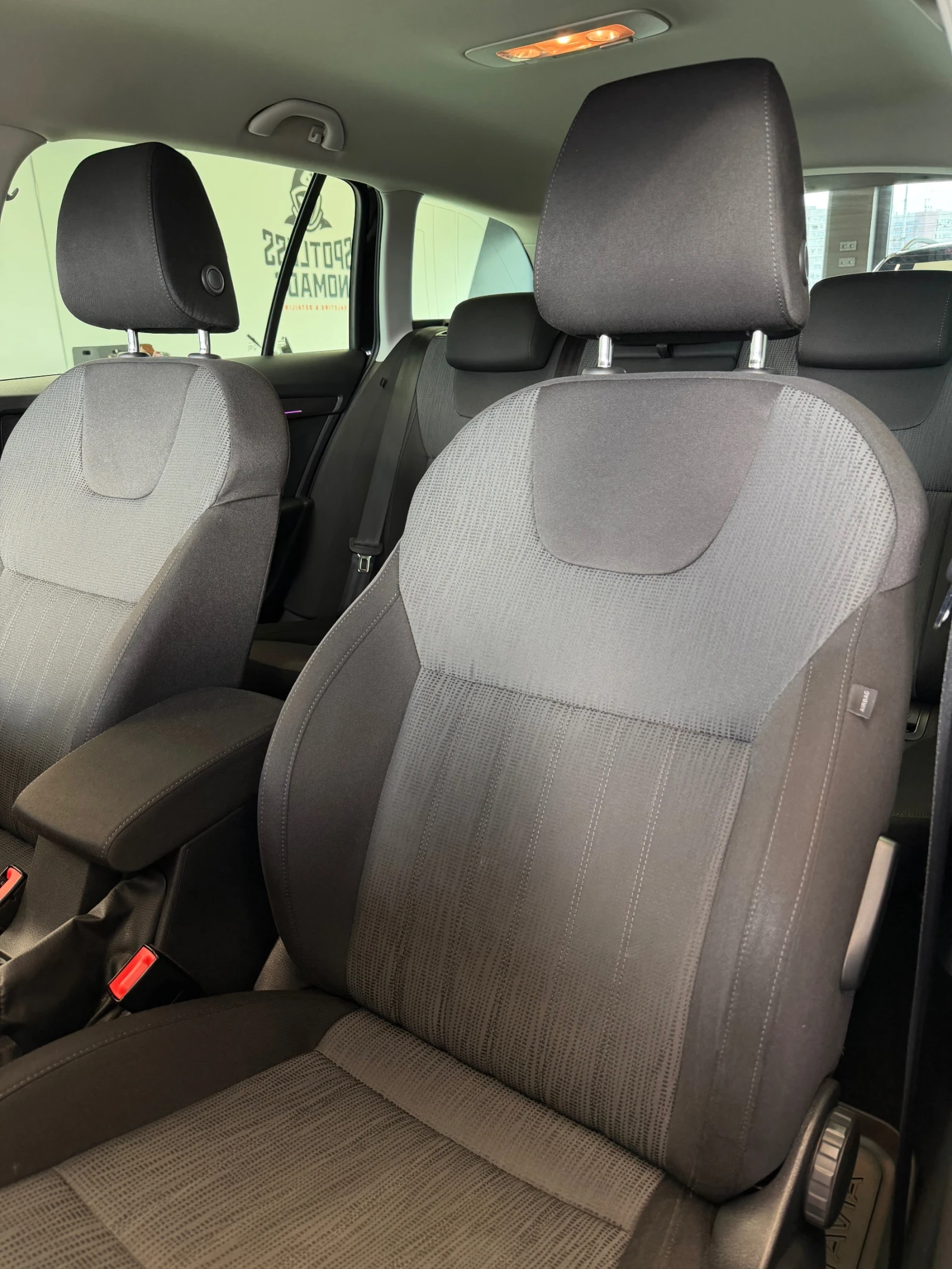 Skoda Octavia Първи собственик! 1.5 G-TEC! Лизинг! - изображение 8