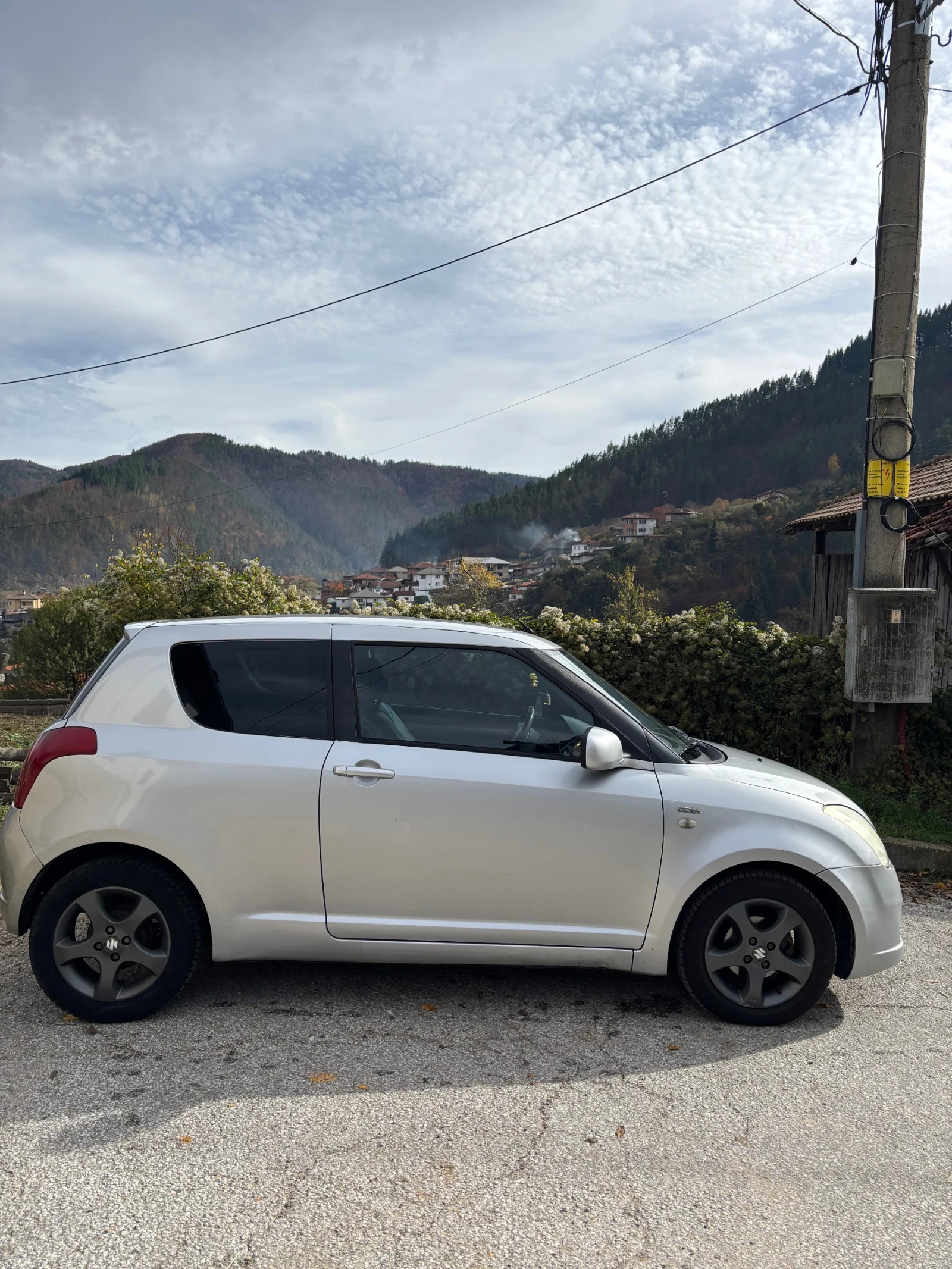 Suzuki Swift, снимка 7 - Автомобили и джипове - 53837526