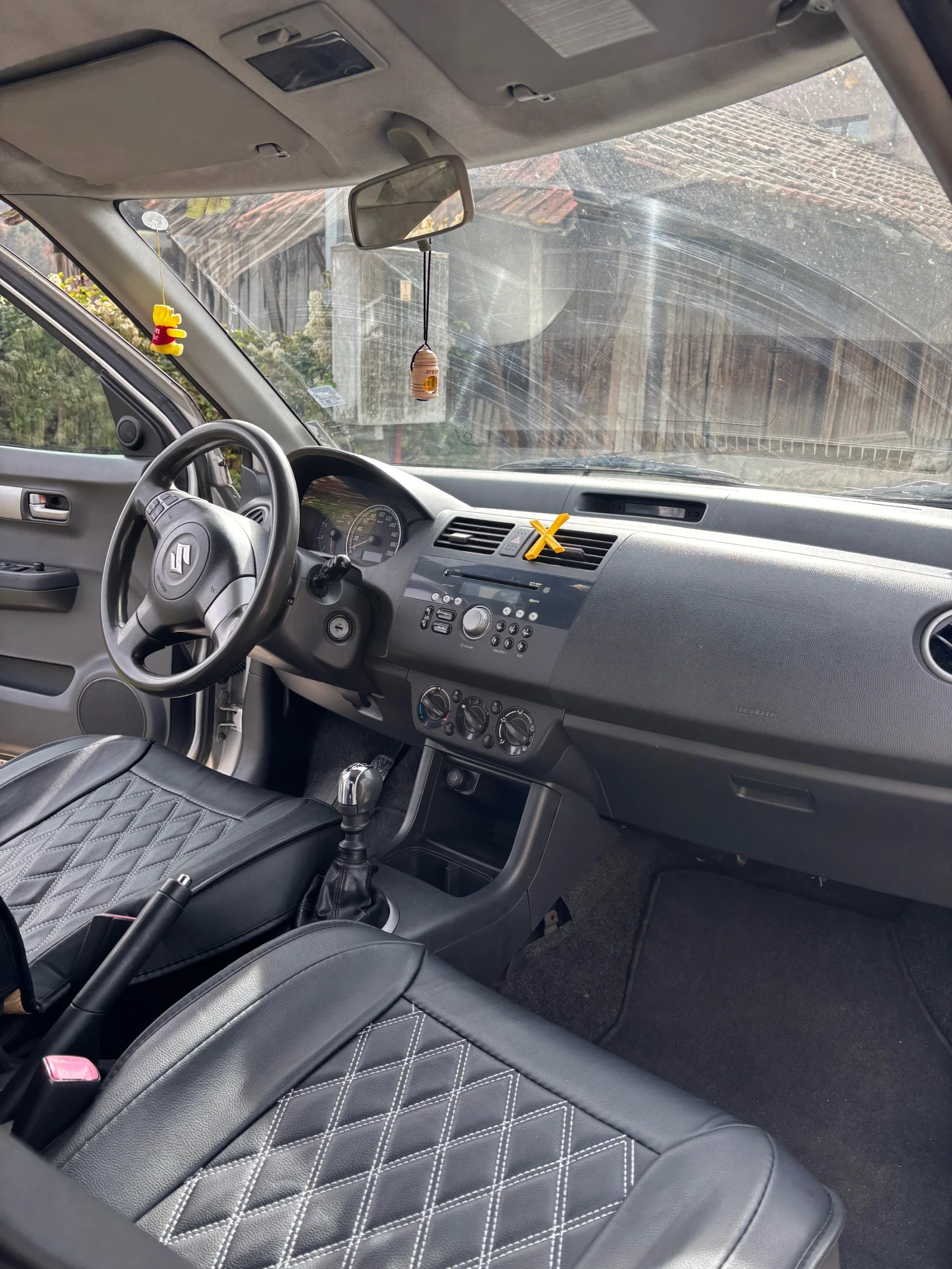 Suzuki Swift, снимка 9 - Автомобили и джипове - 53837526