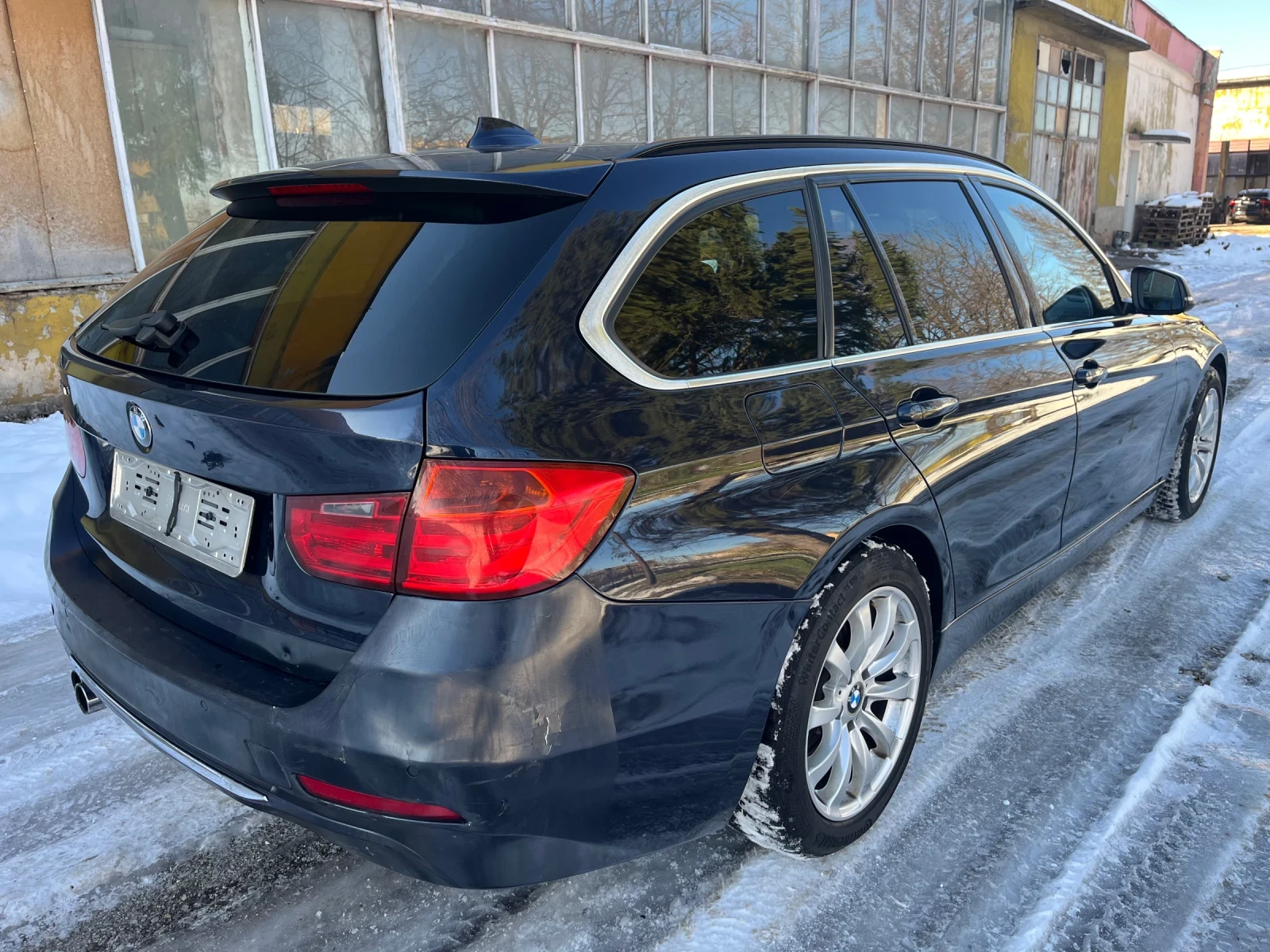 BMW 335 xDrive* ИТАЛИЯ, снимка 5 - Автомобили и джипове - 53952945