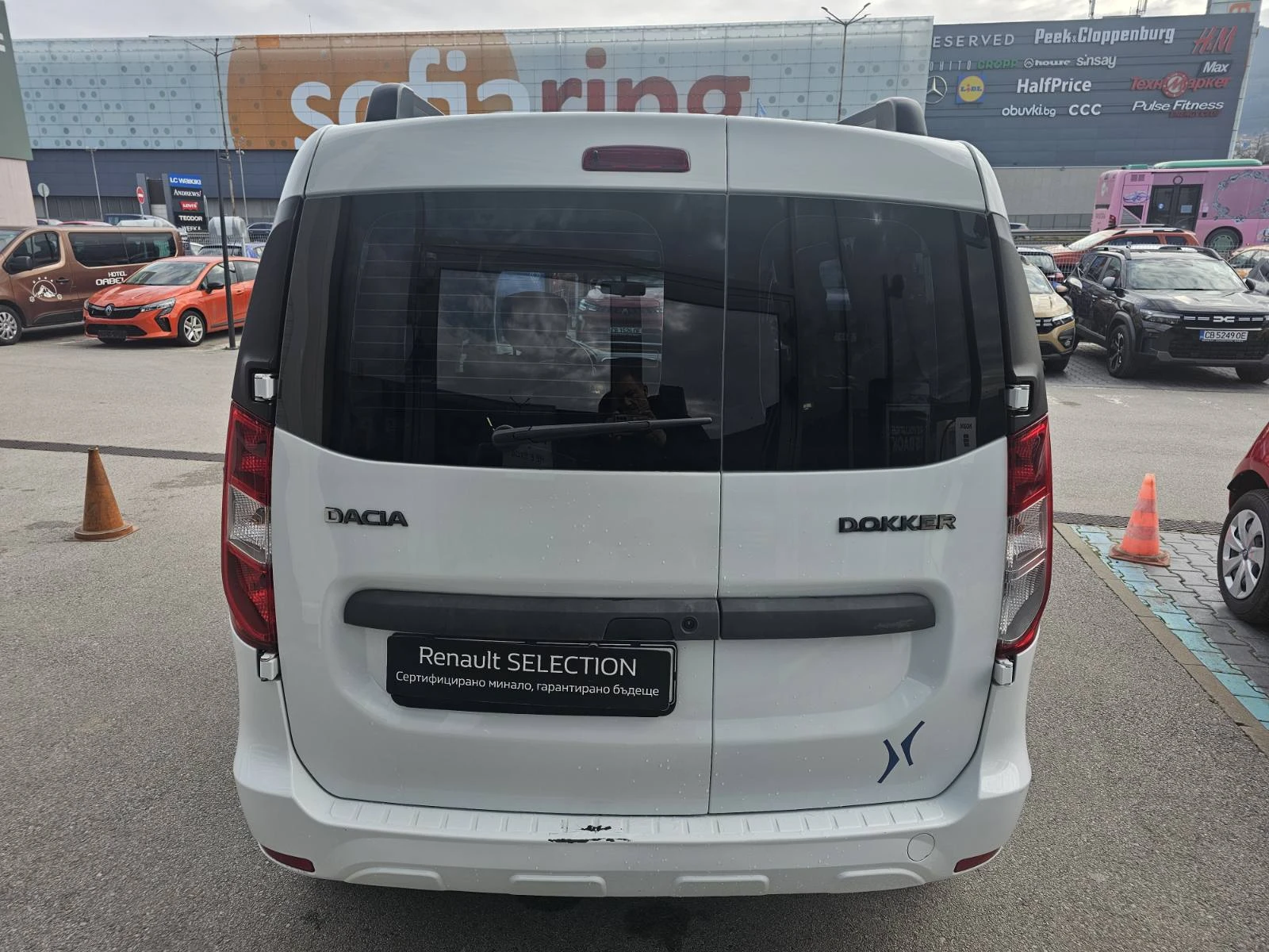 Dacia Dokker dCi 90 к.с. Дизел Stop & Start N1, снимка 6 - Автомобили и джипове - 54123580