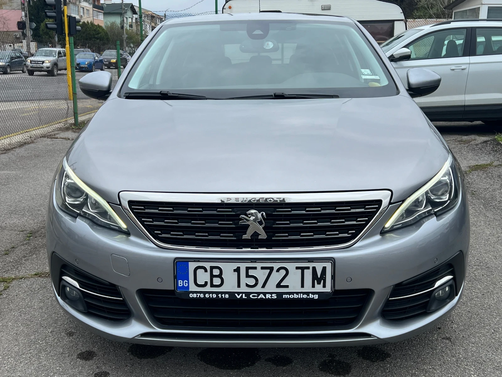 Peugeot 308 1.6 Bluehdi FACELIFT , снимка 2 - Автомобили и джипове - 54165294