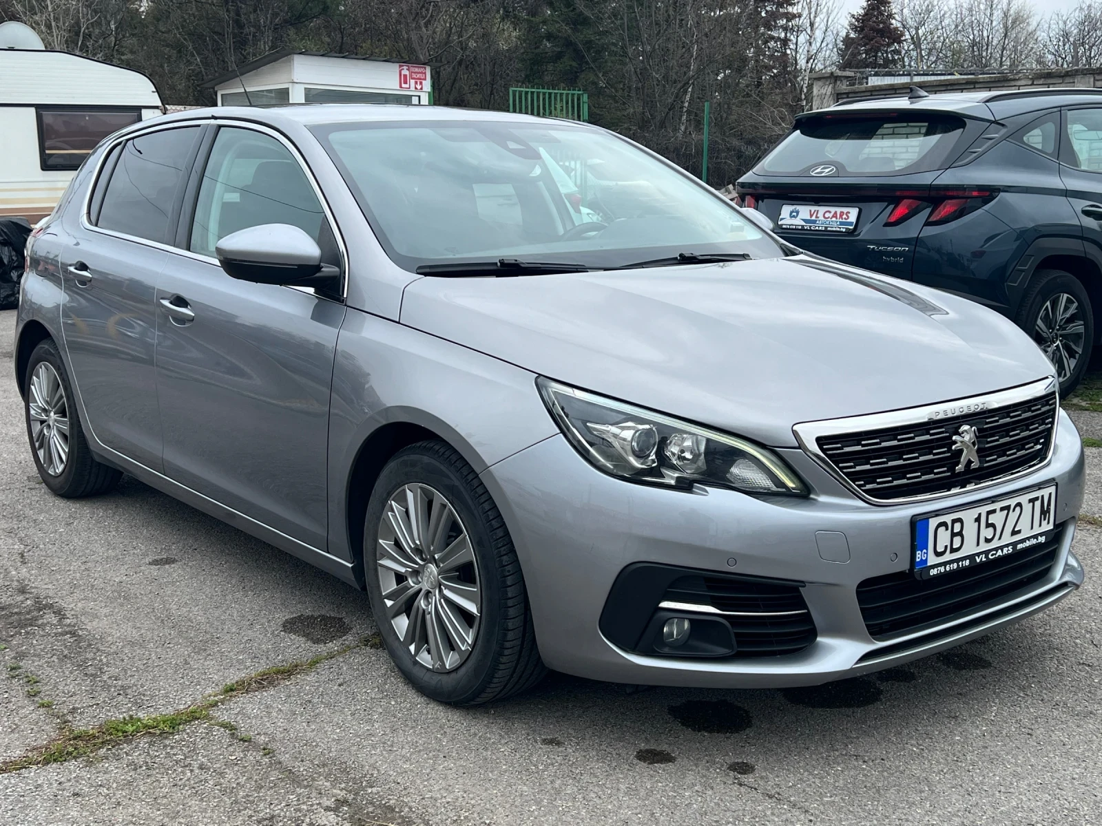 Peugeot 308 1.6 Bluehdi FACELIFT , снимка 3 - Автомобили и джипове - 54165294
