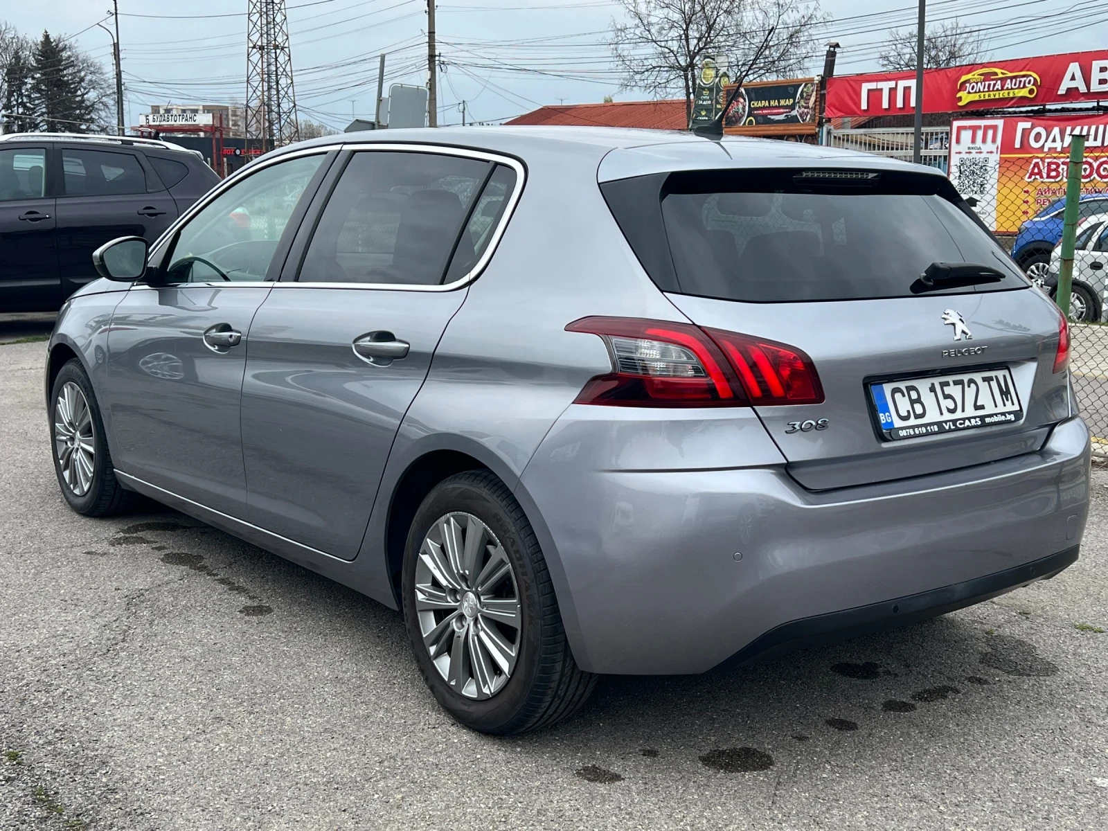 Peugeot 308 1.6 Bluehdi FACELIFT , снимка 6 - Автомобили и джипове - 54165294